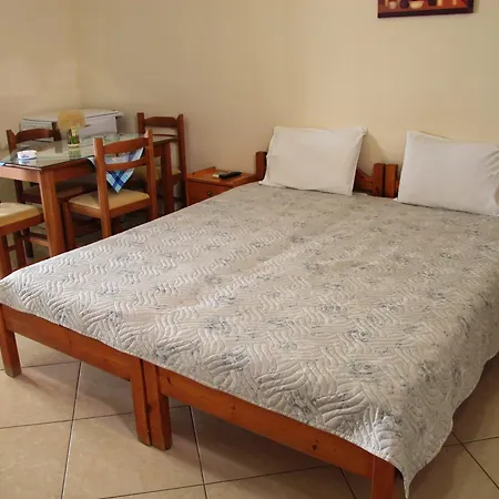 Studios&apartments Thomas Vassiliki