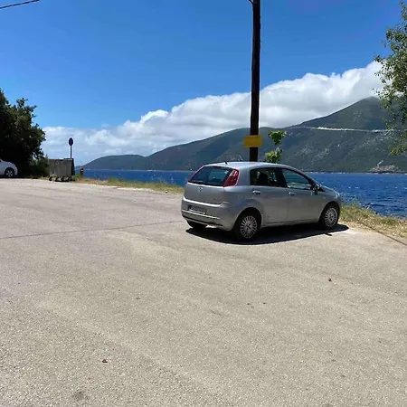 Studios&apartments Thomas Vasiliki