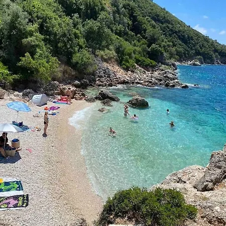 Studios&apartments Thomas Daire