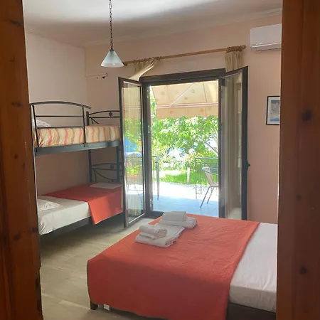 Studios&apartments Thomas *