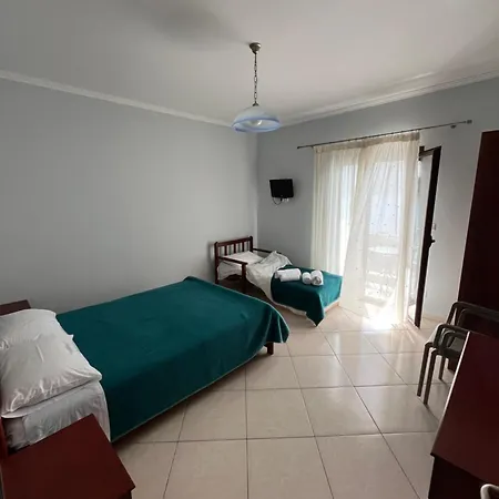 Studios&apartments Thomas * Vasiliki (Lefkada)