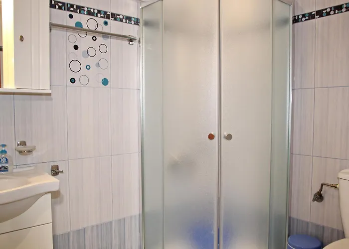 Studios&apartments Thomas Vasiliki